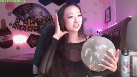 MySweetSofie online show from January 1, 2025, 11:18 pm