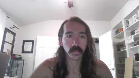 mythrowawayatx online show from January 23, 2025, 4:26 pm