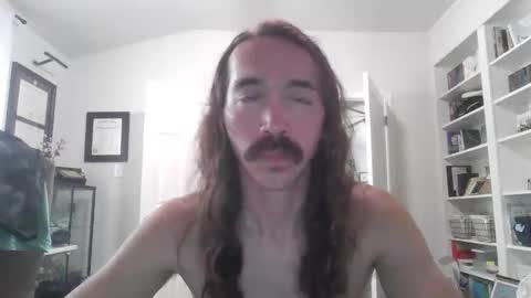 mythrowawayatx online show from April 10, 2026, 7:40 pm