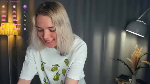 Olivia or just olive online show from March 21, 2026, 7:28 pm