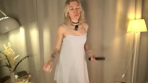 Olivia or just olive online show from March 22, 2026, 7:39 pm