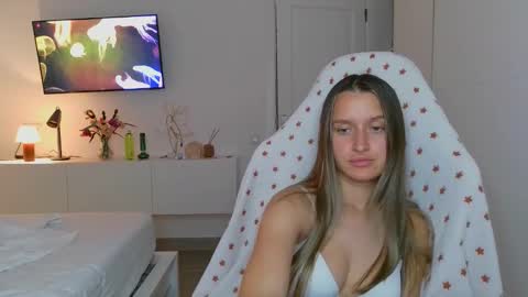 Snapshot of n0names chatting on October 15, 2025, 8:31 pm Eva online show from October 15, 2025, 8:31 pm