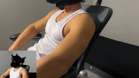 Snapshot of n1h1lv01d chatting on October 19, 2025, 12:44 am n1h1lv01d online show from October 19, 2025, 12:44 am