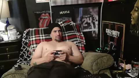 SnackPants online show from December 17, 2024, 9:27 pm