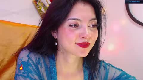 naamah_b online show from January 17, 2025, 6:33 pm