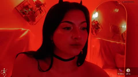 Snapshot of naamah_b chatting on October 22, 2025, 1:44 pm naamah_b online show from October 22, 2025, 1:44 pm