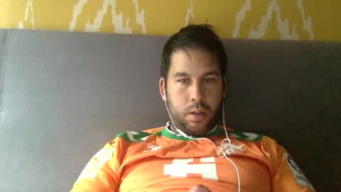 jesussevilla online show from September 15, 2025, 11:10 am