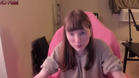 Snapshot of nacmar chatting on September 15, 2025, 9:20 am Natalie Marlo online show from September 15, 2025, 9:20 am