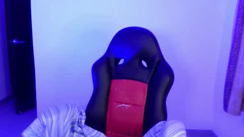 Snapshot of nadia_palmer chatting on April 17, 2026, 1:52 am Nadi online show from April 17, 2026, 1:52 am