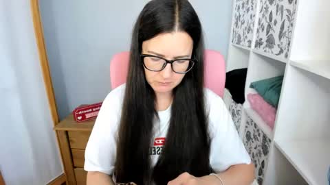 Snapshot of nadiatrue chatting on August 1, 2026, 3:11 pm nadiatrue online show from August 1, 2026, 3:11 pm