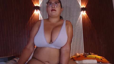 Nadia online show from March 6, 2026, 9:28 am