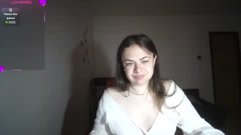 nadiiamorgun online show from June 21, 2026, 5:21 am