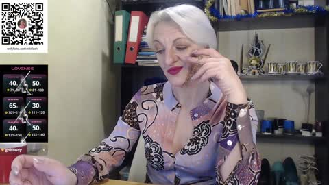 Nadin online show from December 22, 2024, 3:55 pm