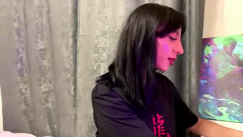 Leya online show from July 29, 2026, 1:42 pm