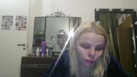 nadyagt online show from March 25, 2026, 6:14 pm