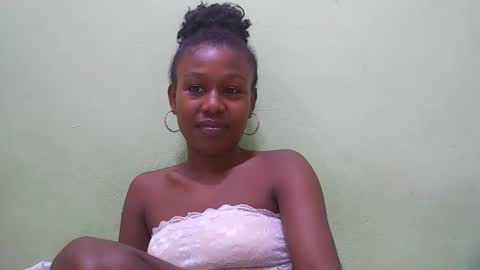 Snapshot of nah296652 chatting on May 10, 2026, 7:02 am nah296652 online show from May 10, 2026, 7:02 am
