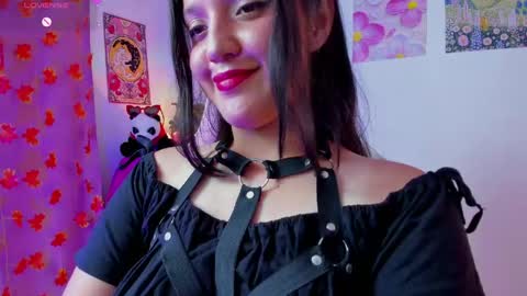 Nahara Soler online show from May 8, 2026, 9:53 pm