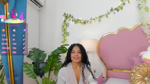 Snapshot of nahiarareina chatting on September 12, 2025, 2:06 pm NahiaraReina online show from September 12, 2025, 2:06 pm
