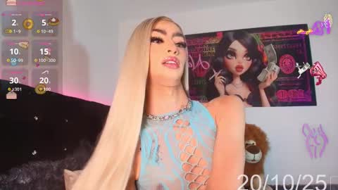 Snapshot of nahiavictoria chatting on October 20, 2025, 1:22 pm NahiaVictoria  online show from October 20, 2025, 1:22 pm