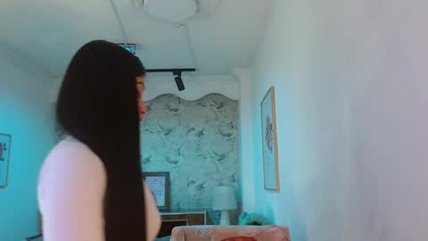 Nahome online show from January 31, 2025, 6:36 pm