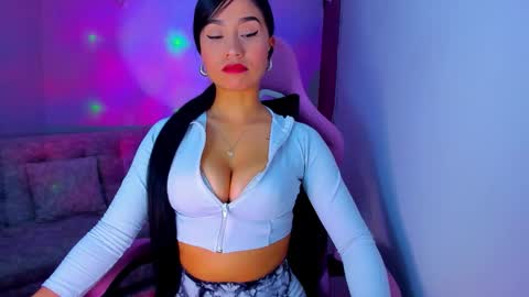 Nahome online show from September 9, 2025, 2:11 am