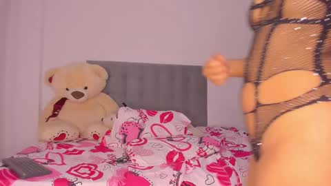 Snapshot of nahomi_miller_ chatting on January 9, 2025, 3:58 am Laura online show from January 9, 2025, 3:58 am