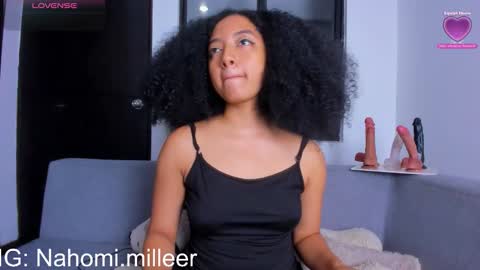 Snapshot of nahomi_miller_ chatting on October 20, 2025, 12:22 am Laura online show from October 20, 2025, 12:22 am