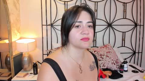 Snapshot of nahomi_sweett chatting on September 20, 2025, 10:49 am Nahomi  online show from September 20, 2025, 10:49 am