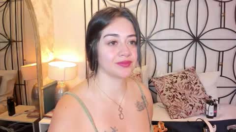 Snapshot of nahomi_sweett chatting on September 24, 2025, 10:51 am Nahomi  online show from September 24, 2025, 10:51 am
