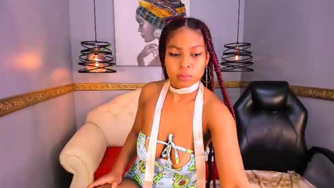 Snapshot of nahomi_tyler chatting on October 28, 2025, 1:31 am Nahomy online show from October 28, 2025, 1:31 am