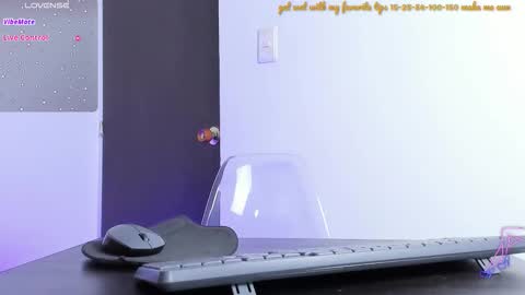 Snapshot of nahomiblakee chatting on October 8, 2025, 6:38 pm Nahomi  Carol online show from October 8, 2025, 6:38 pm