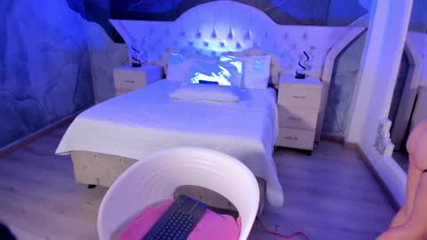 Snapshot of nahomirichards chatting on February 26, 2025, 4:58 am Nahomi online show from February 26, 2025, 4:58 am