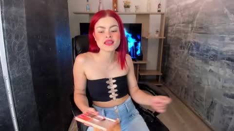 Snapshot of nahomirichards chatting on March 7, 2025, 5:08 am Nahomi online show from March 7, 2025, 5:08 am