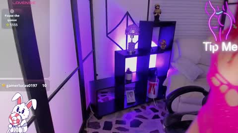 Snapshot of nahomirichards chatting on September 13, 2025, 6:57 am Nahomi online show from September 13, 2025, 6:57 am