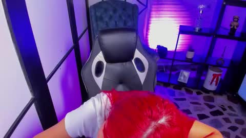 Snapshot of nahomirichards chatting on September 16, 2025, 4:35 am Nahomi online show from September 16, 2025, 4:35 am