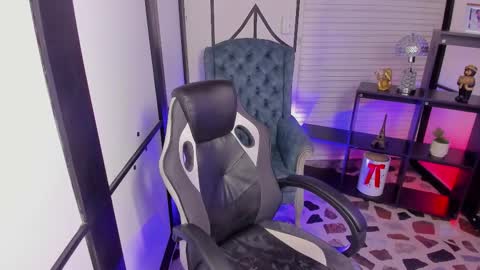 Snapshot of nahomirichards chatting on October 23, 2025, 5:07 am Nahomi online show from October 23, 2025, 5:07 am