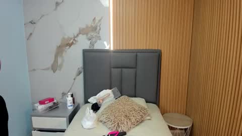   SHELBY   online show from January 15, 2026, 12:10 pm