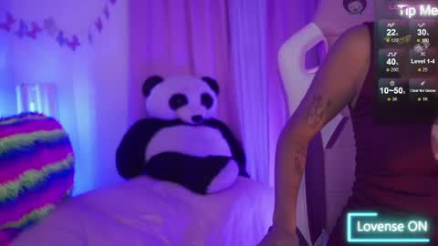 nahomy 2308 online show from April 29, 2026, 11:36 am