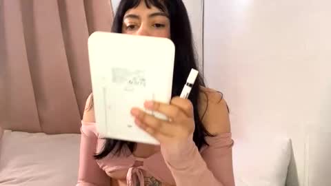 nahomy online show from February 28, 2026, 12:28 pm