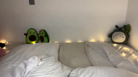 nahomy online show from March 31, 2026, 1:07 am