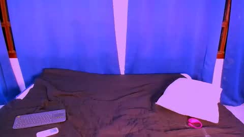 Snapshot of nahomy_ryans chatting on October 25, 2025, 8:22 am Nahomy online show from October 25, 2025, 8:22 am