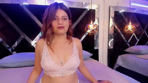 nahomy_thomas online show from February 6, 2026, 11:46 am