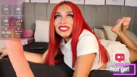 Naia online show from November 15, 2025, 7:54 pm