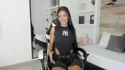 N A I A online show from April 11, 2026, 3:00 am