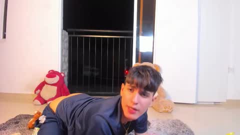  N A I M T H E  K I N G  online show from March 21, 2026, 4:17 am