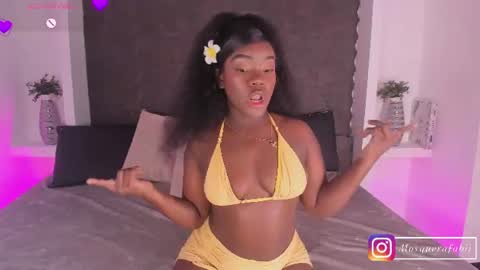 naina deivis33 online show from June 27, 2026, 3:55 am