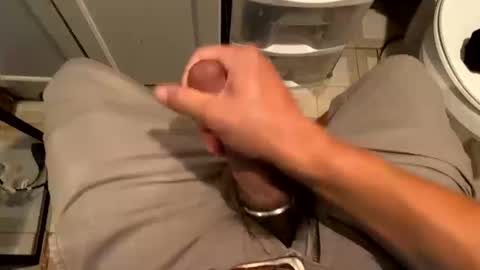 nairda2senoniuq online show from October 14, 2025, 2:56 am