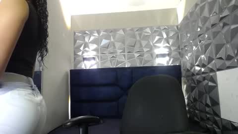 Snapshot of nairobi8 chatting on September 28, 2025, 2:55 pm nairobi8 online show from September 28, 2025, 2:55 pm