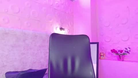 Snapshot of nairobi8 chatting on October 17, 2025, 5:15 pm nairobi8 online show from October 17, 2025, 5:15 pm