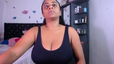 Snapshot of nairovi_cherry chatting on May 27, 2026, 8:06 pm Nairovy online show from May 27, 2026, 8:06 pm